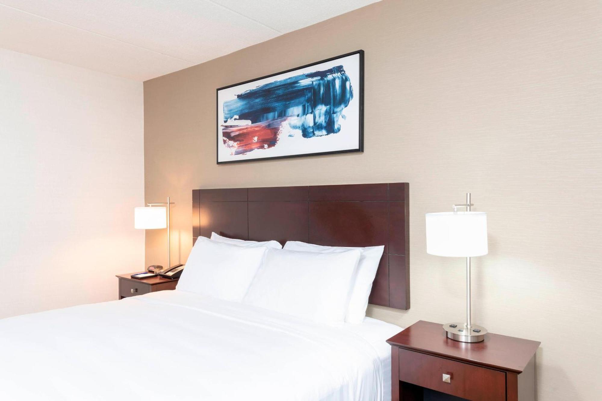 Delta Hotels By Marriott Kalamazoo Conference Center Экстерьер фото