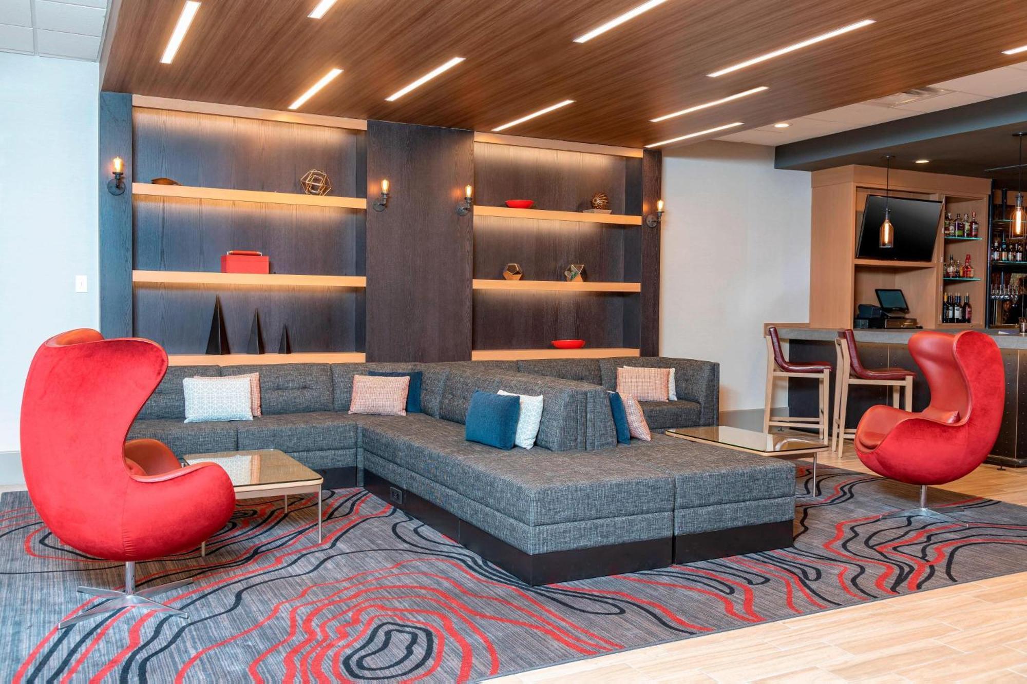 Delta Hotels By Marriott Kalamazoo Conference Center Экстерьер фото